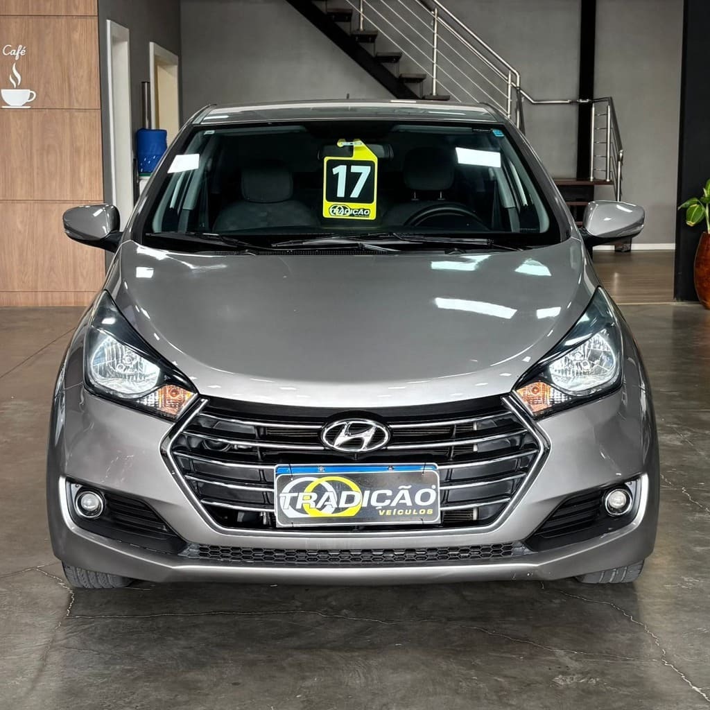 Hyundai Hb20s Comfort 1.6 Flex 6M (Completo – Manual – Impecável)