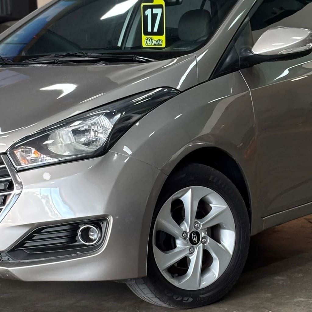 Hyundai Hb20s Comfort 1.6 Flex 6M (Completo – Manual – Impecável)