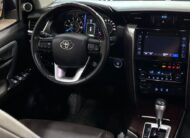 Toyota Hilux Sw4 Srx 4×4 2.8 Diesel Aut (5 Lugares – Interna Terracota – Impecável)