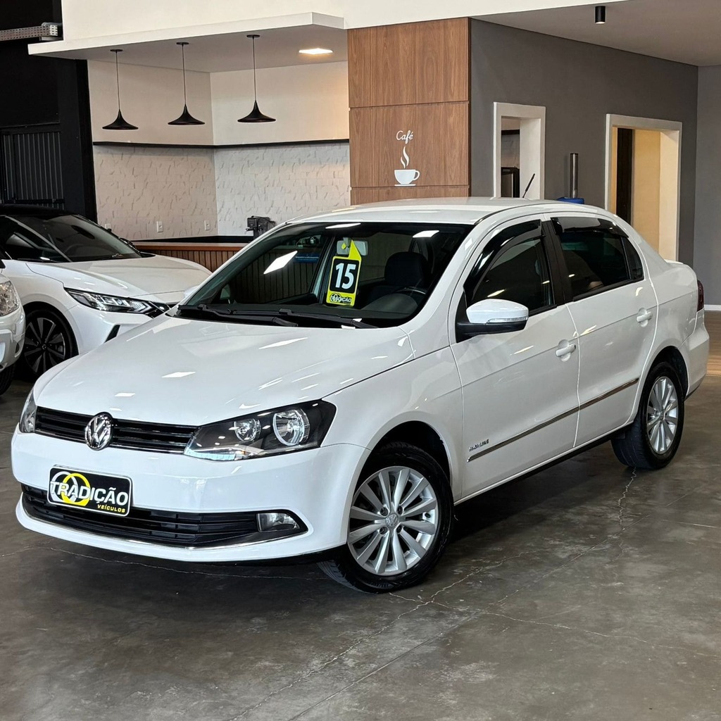 Volkswagen Voyage Highline 1.6 Flex Manual 4P (Impecável – Completo)