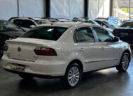 Volkswagen Voyage Highline 1.6 Flex Manual 4P (Impecável – Completo)