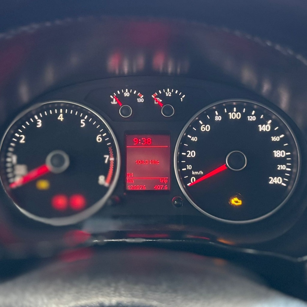 Volkswagen Voyage Highline 1.6 Flex Manual 4P (Impecável – Completo)