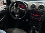 Volkswagen Voyage Highline 1.6 Flex Manual 4P (Impecável – Completo)