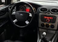 Ford Focus Hatch Glx 1.6 Flex 5M (Manual – Impecável – Interna em Couro)