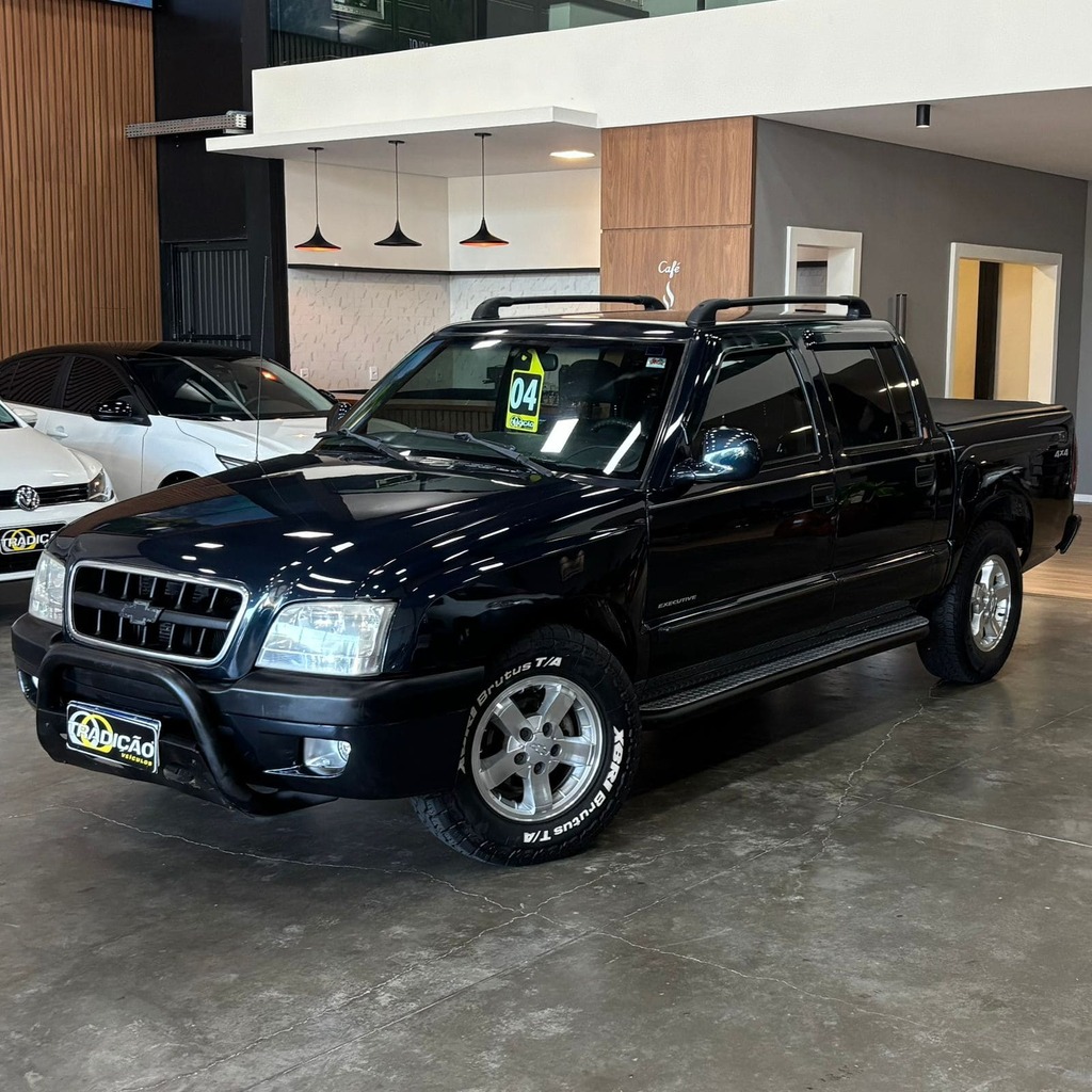 Chevrolet S-10 Executive Cd 4×4 2.8 Diesel (Impecável – Interna em Couro)