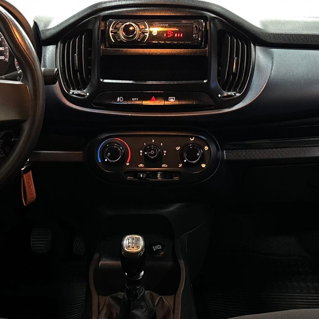 Fiat Uno Firefly Attractive 1.0 Flex 4P 5M (Completo – Manual)