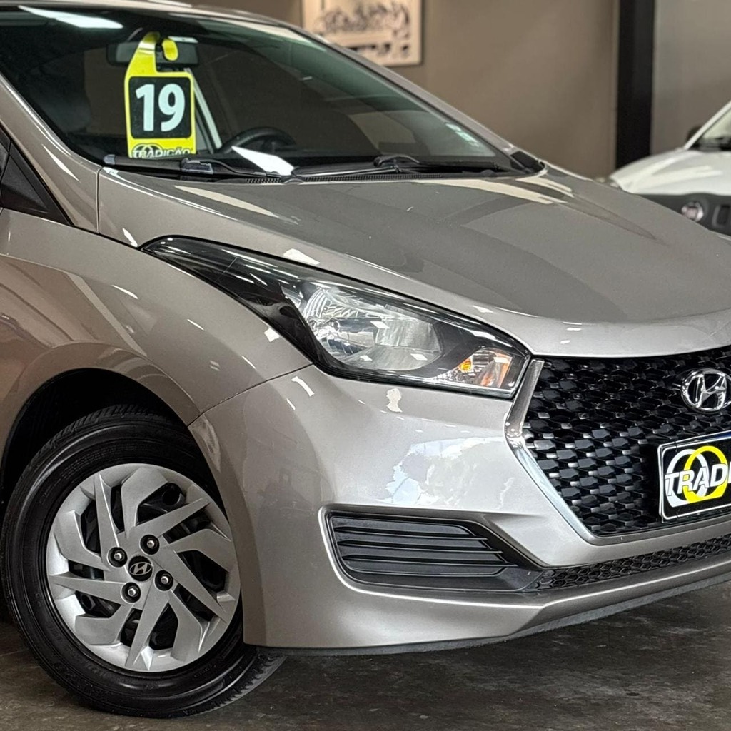 Hyundai Hb20s Comfort Plus 1.6 Flex 4P 6M (Impecável – Manual – Completo)