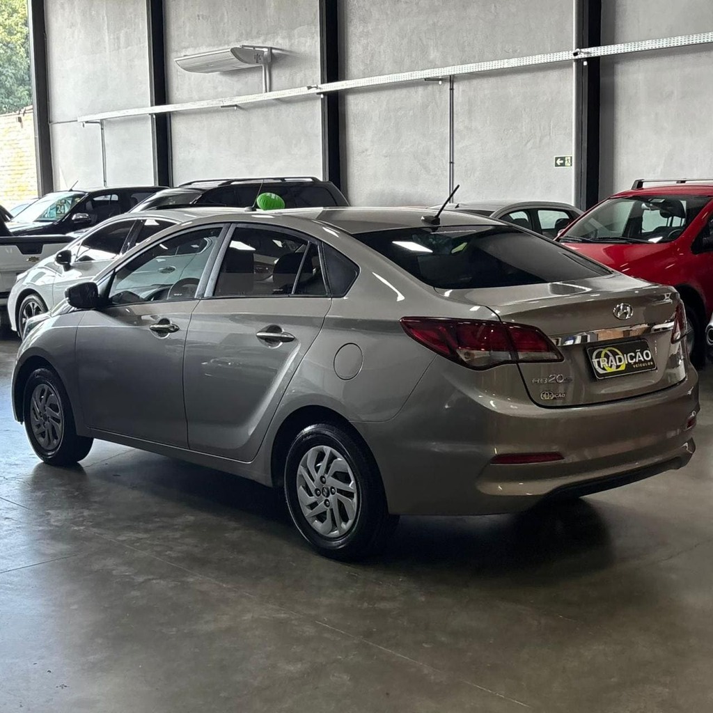 Hyundai Hb20s Comfort Plus 1.6 Flex 4P 6M (Impecável – Manual – Completo)