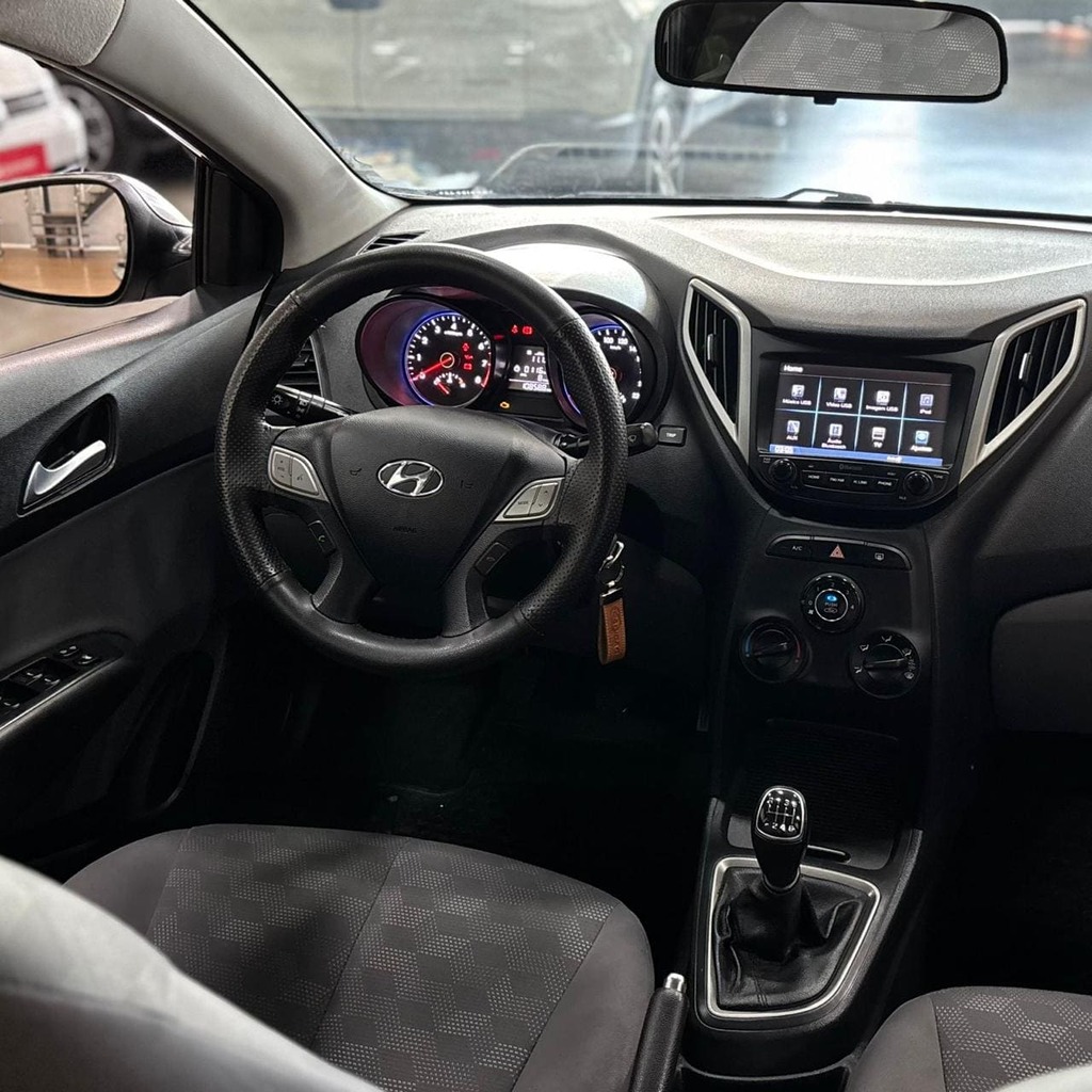 Hyundai Hb20s Comfort Plus 1.6 Flex 4P 6M (Impecável – Manual – Completo)