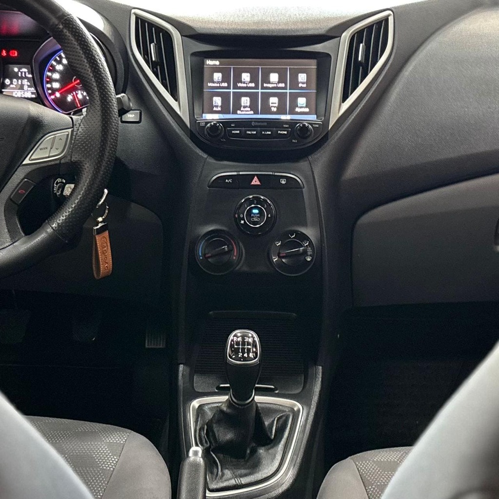 Hyundai Hb20s Comfort Plus 1.6 Flex 4P 6M (Impecável – Manual – Completo)