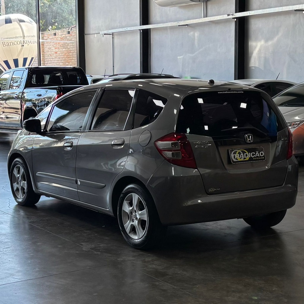 Honda Fit Lx 1.4 Flex 4P Aut (Impecável – Bancos em Couro)