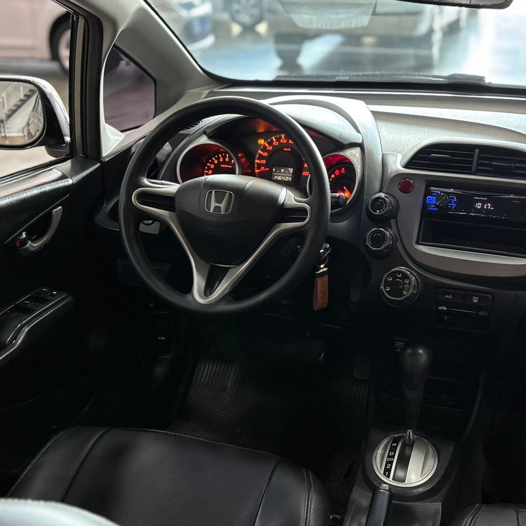 Honda Fit Lx 1.4 Flex 4P Aut (Impecável – Bancos em Couro)
