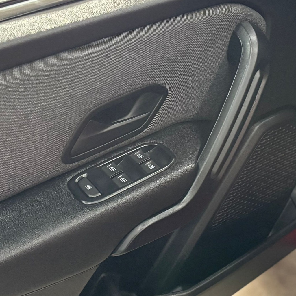 Renault Oroch Intense 1.6 Flex (Impecável – 20 Mil kms – Manual)