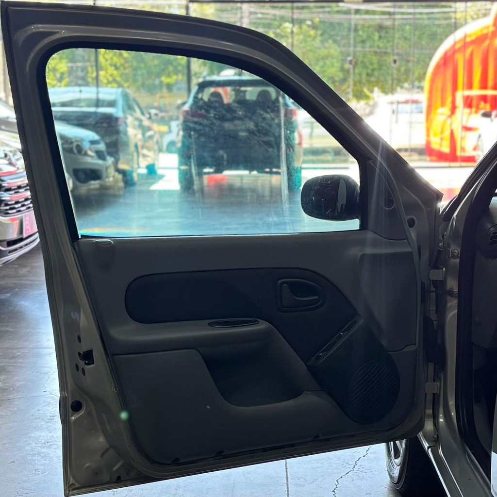 Renault Clio Sedan Expression 1.6 Flex (Impecável – Completo)