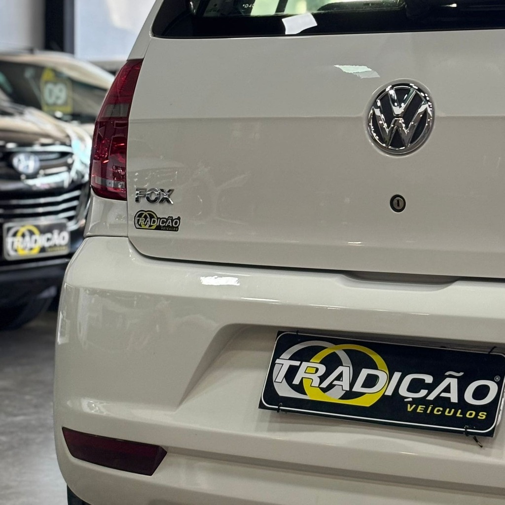 Volkswagen Fox 1.6 MI 8v Flex (Impecável – Completo – Manual)