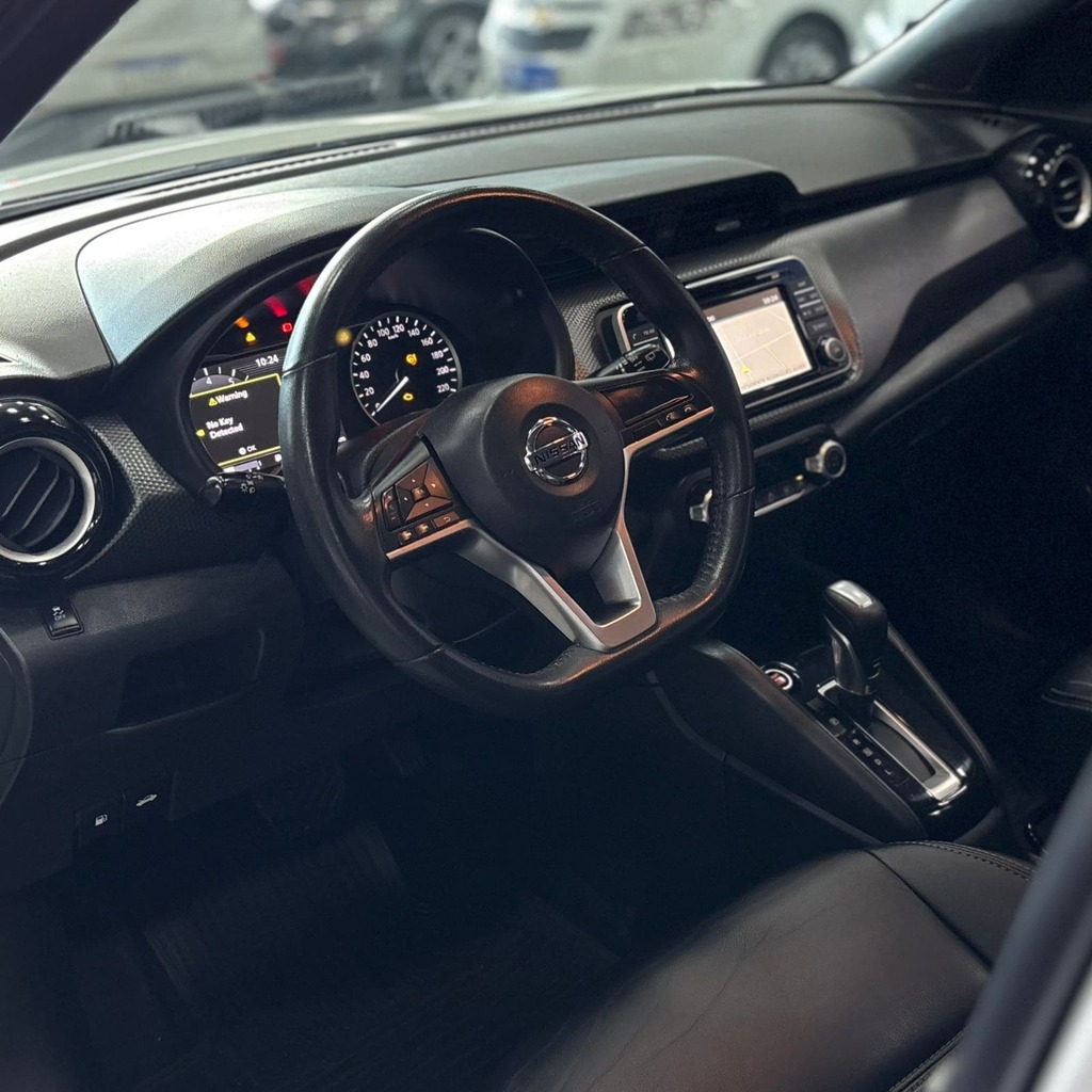 Nissan Kicks Sv 1.6 Flex (Impecável – Automática – 64 Mil Kms – Bancos de Couro)