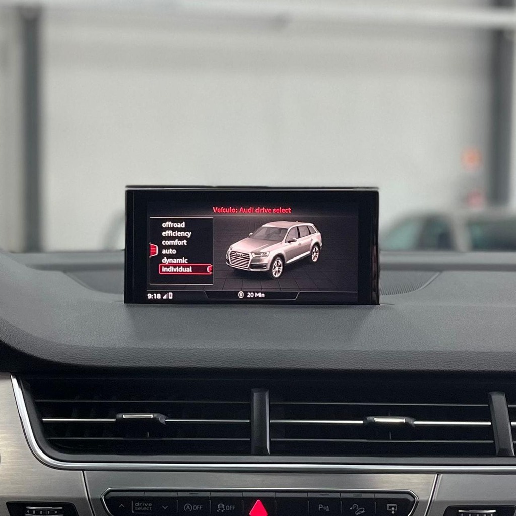 Audi Q7 Ambition Quattro TFSi 3.0 V6  7 Lugares (Impecável – Revisões na Concessionária)