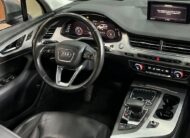 Audi Q7 Ambition Quattro TFSi 3.0 V6  7 Lugares (Impecável – Revisões na Concessionária)