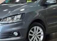 Volkswagen Fox Connect Manual 5M 1.6 Flex (Impecável – Completo)