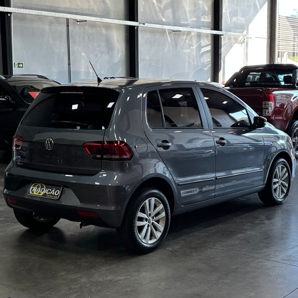 Volkswagen Fox Connect Manual 5M 1.6 Flex (Impecável – Completo)