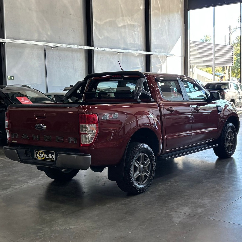 Ford Ranger Cd Xls 4×4 2.2 Turbo (Impecável – Revisões na Concessionária)