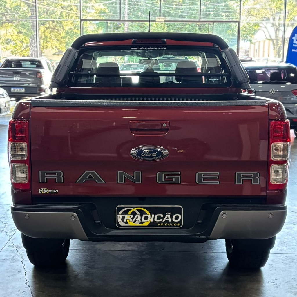 Ford Ranger Cd Xls 4×4 2.2 Turbo (Impecável – Revisões na Concessionária)