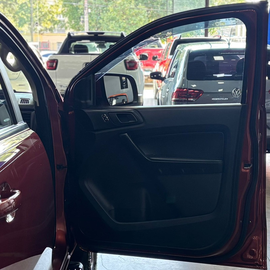Ford Ranger Cd Xls 4×4 2.2 Turbo (Impecável – Revisões na Concessionária)