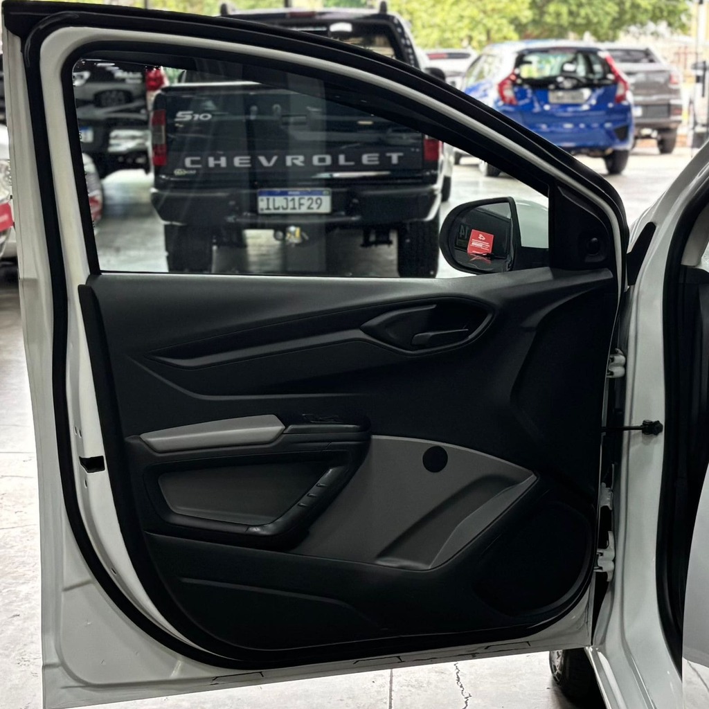 Chevrolet Onix Ls Mpfi Flex 1.0 (Impecável – Completo – Econômico)
