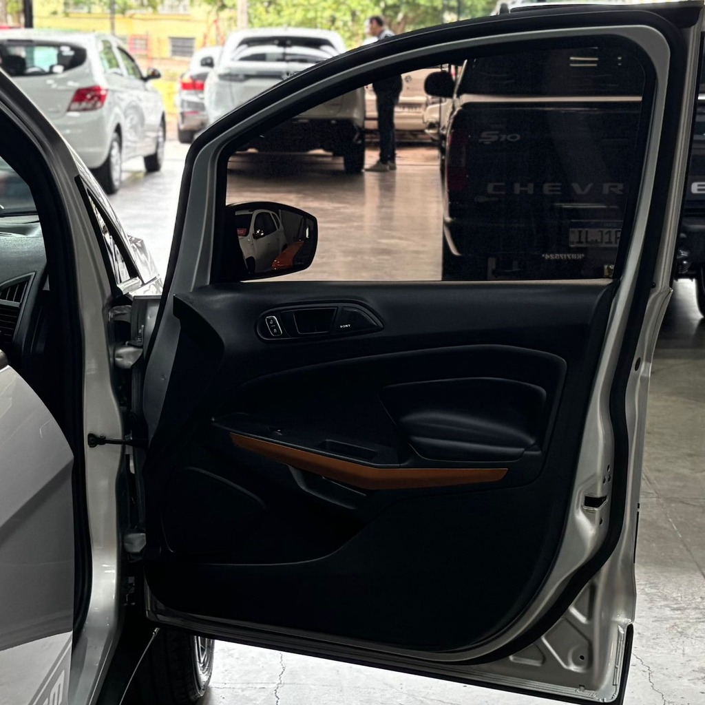 Ford Ecosport Storm 4wd 2.0 (Impecável – Automática – Teto Solar – Bancos em Couro)
