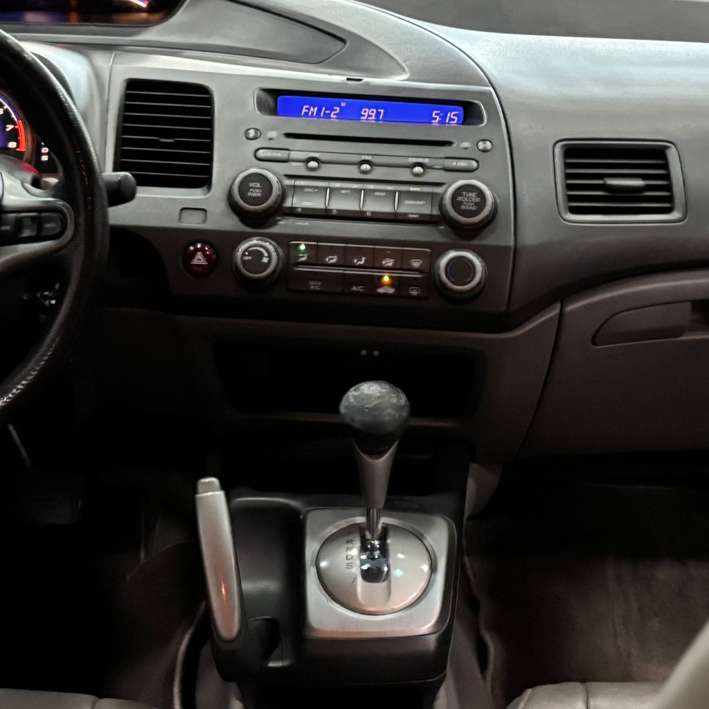 Honda Civic Lxl 1.8 Flex (Impecável – Bancos em Couro – Automático)