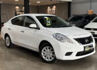 Nissan Versa SV 1.6 Flex (Completo – Manual – Impecável)