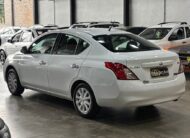 Nissan Versa SV 1.6 Flex (Completo – Manual – Impecável)