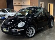 Volkswagen New Beetle 2.0 Gasolina (Câmbio Manual – Teto Solar – Bancos em Couro)