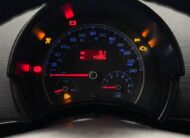 Volkswagen New Beetle 2.0 Gasolina (Câmbio Manual – Teto Solar – Bancos em Couro)