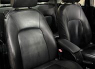 Volkswagen New Beetle 2.0 Gasolina (Câmbio Manual – Teto Solar – Bancos em Couro)