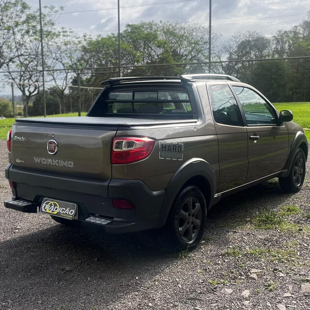 Fiat Strada Hard Working 1.4 Flex 3p (Impecável – Manual – Completa)