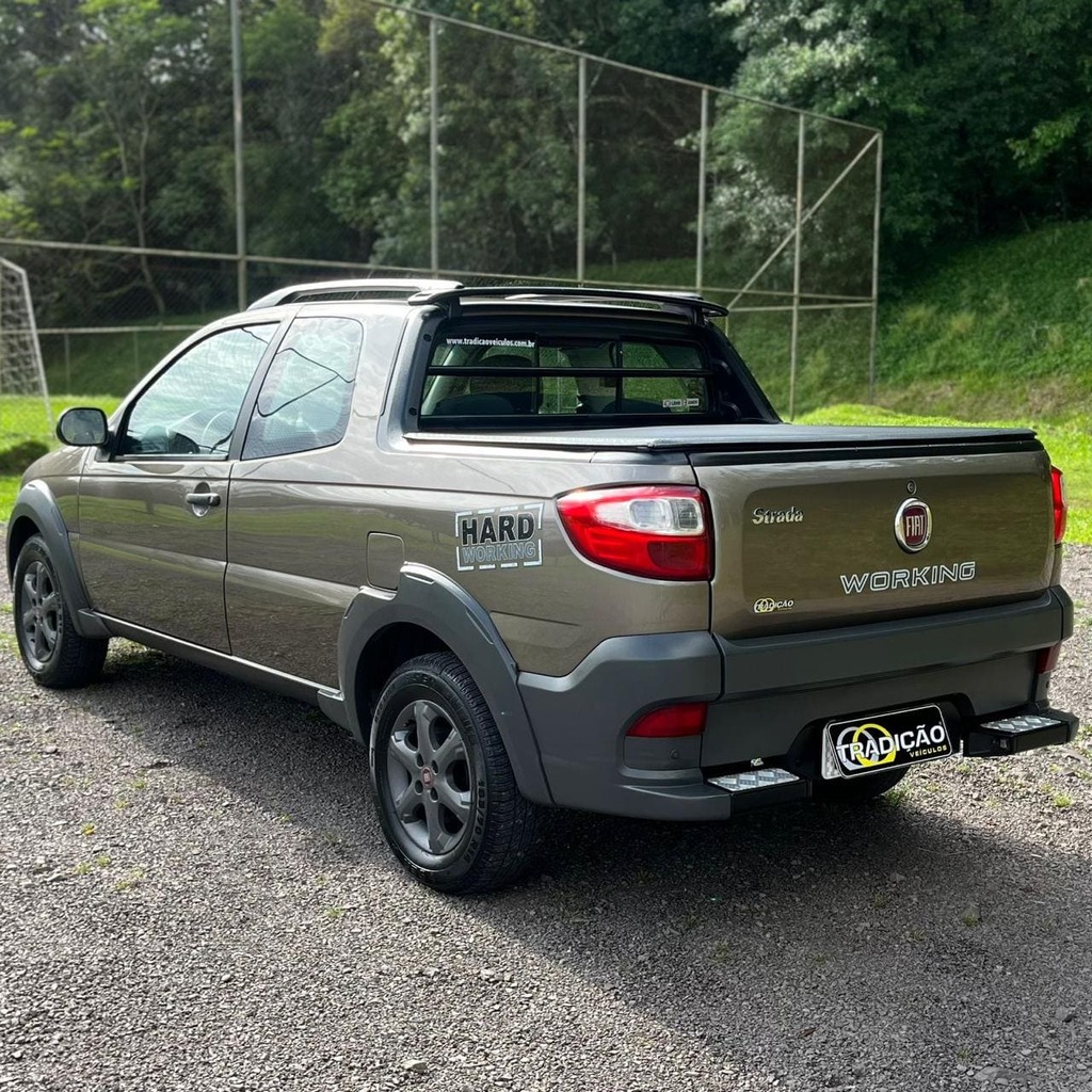 Fiat Strada Hard Working 1.4 Flex 3p (Impecável – Manual – Completa)