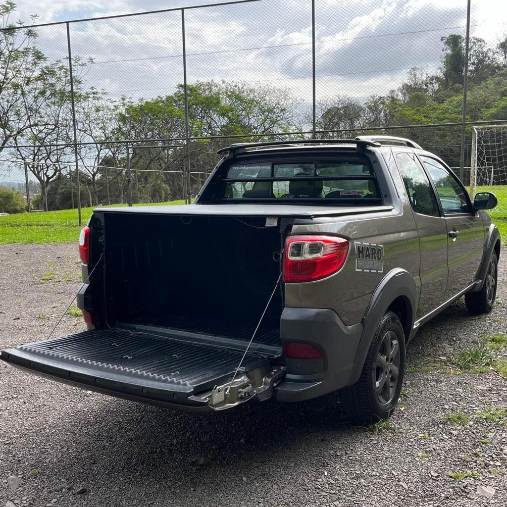 Fiat Strada Hard Working 1.4 Flex 3p (Impecável – Manual – Completa)