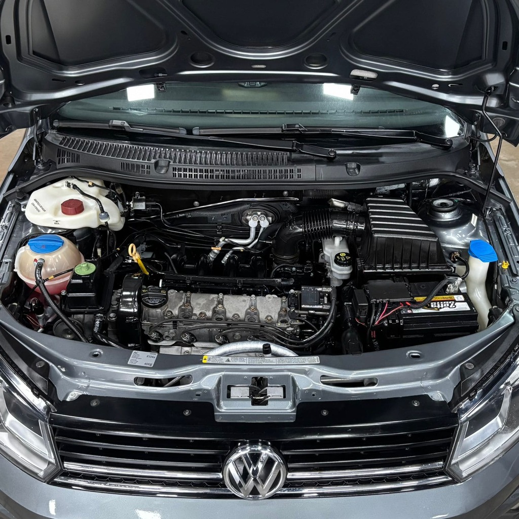 Volkswagen Nova Saveiro Highline Cabine Dupla 1.6 Flex (Impecável – Bancos em Couro – Manual – 2 Portas)