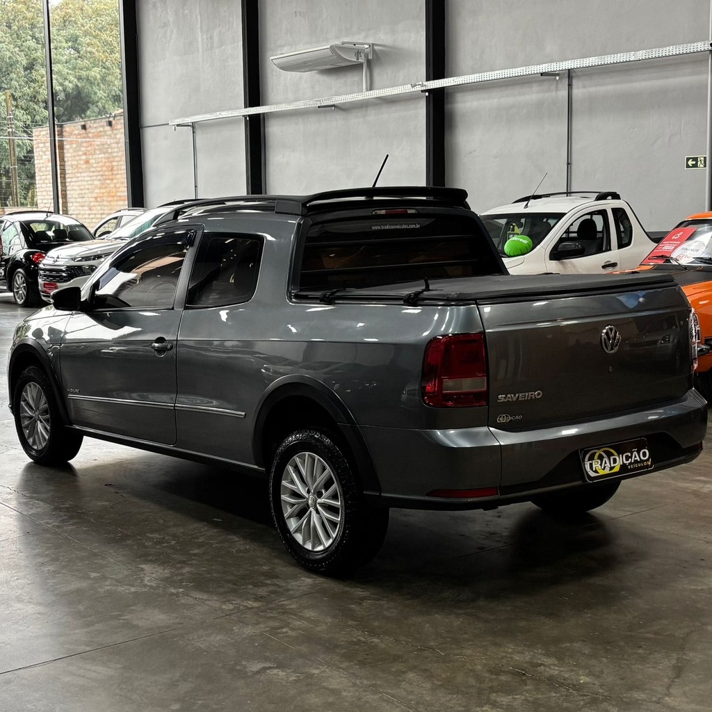 Volkswagen Nova Saveiro Highline Cabine Dupla 1.6 Flex (Impecável – Bancos em Couro – Manual – 2 Portas)