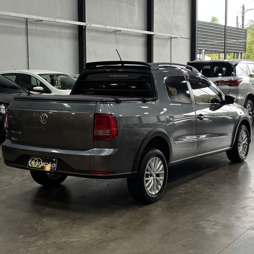 Volkswagen Nova Saveiro Highline Cabine Dupla 1.6 Flex (Impecável – Bancos em Couro – Manual – 2 Portas)