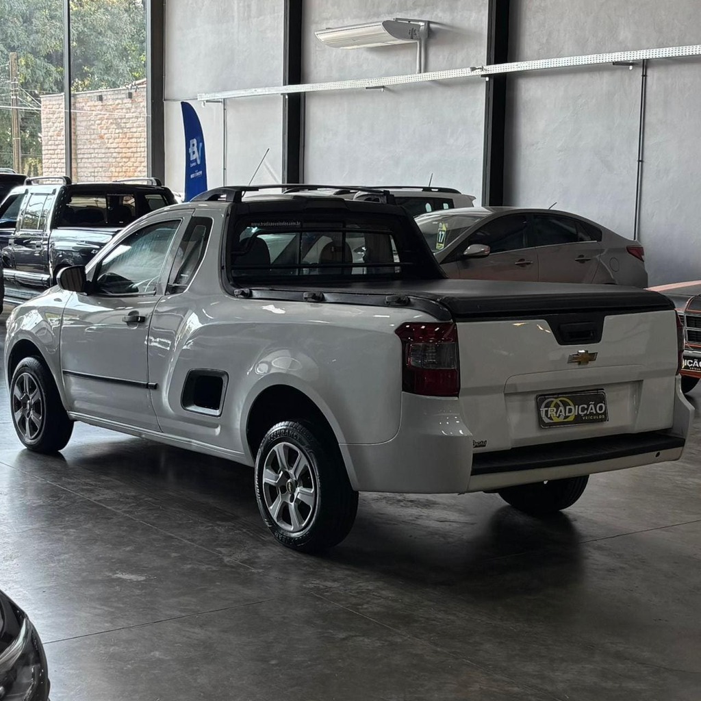 Chevrolet Montana LS 1.4 Flex 2P (Completa – Manual)