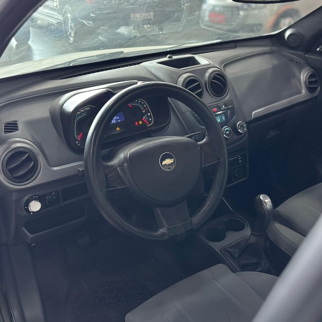 Chevrolet Montana LS 1.4 Flex 2P (Completa – Manual)