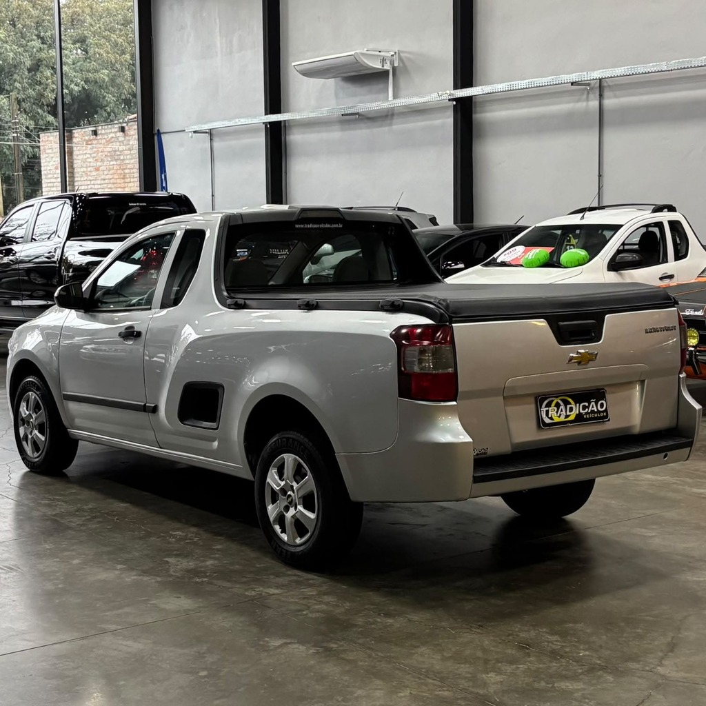 Chevrolet Montana LS 1.4 Flex (Completa – Manual 5M – Impecável)