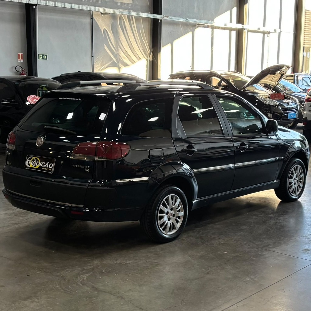 Fiat Palio Weekend Attractive 1.4 Flex (Completa – Manual 5M – Bom Estado de Conservação)