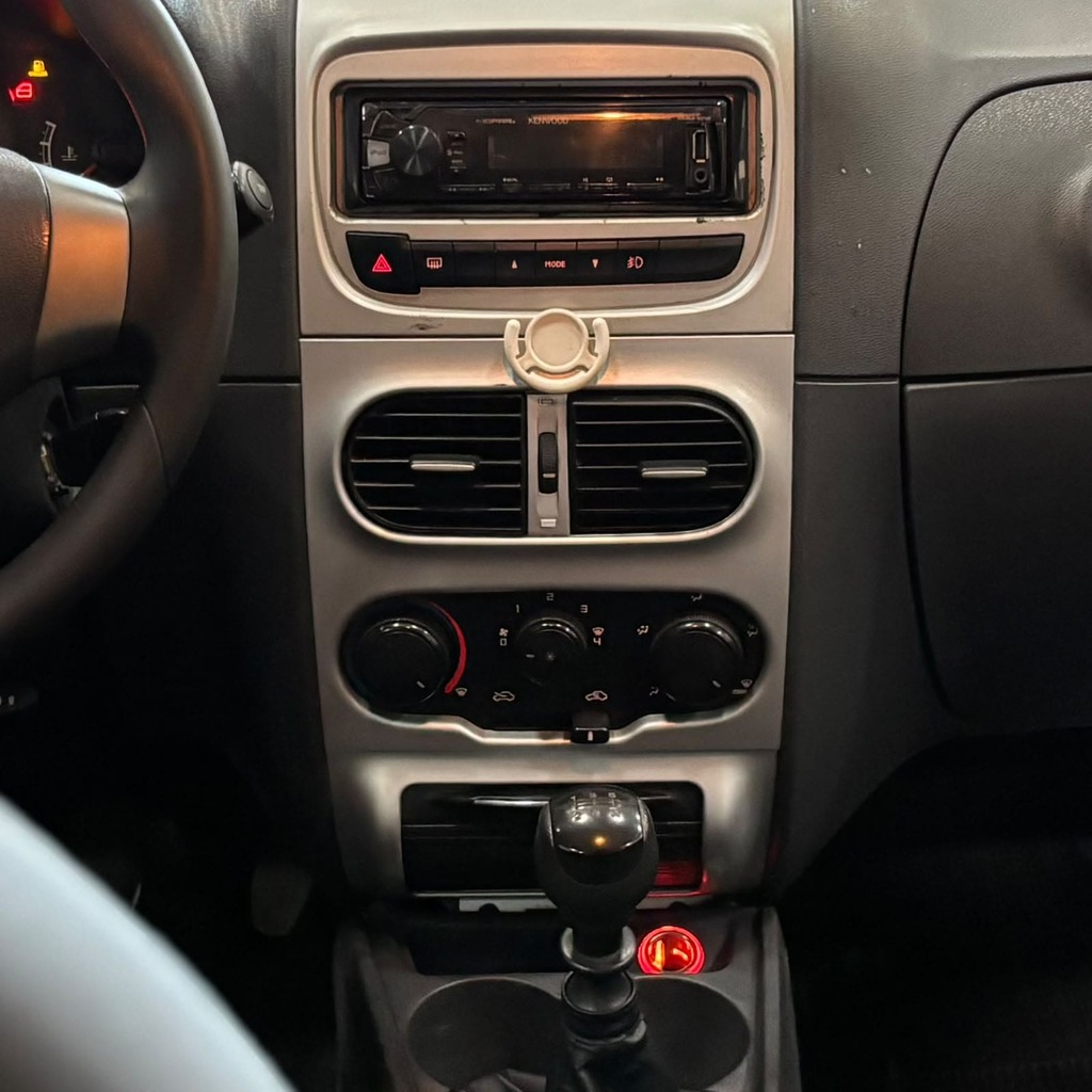 Fiat Palio Weekend Attractive 1.4 Flex (Completa – Manual 5M – Bom Estado de Conservação)