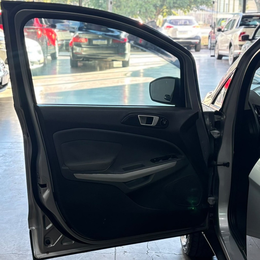 Ford Ecosport Freestyle 1.6 Flex (Impecável – Manual 5M – Completa)
