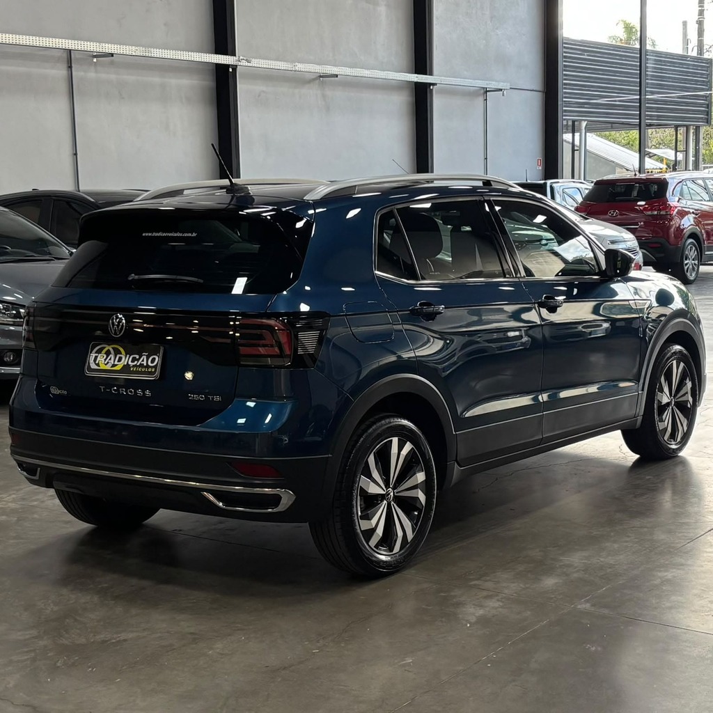 Volkswagen T-Cross Highline Flex 1.4 (Impecável – Top de Linha – Teto Solar – Bancos em Couro)