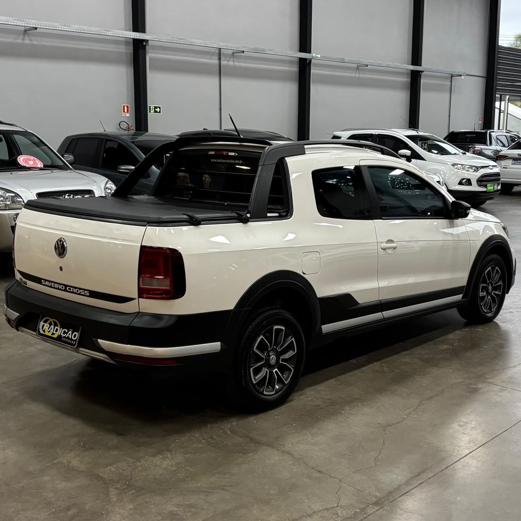Volkswagen Saveiro Cross CD 1.6 Flex (Impecável – Manual 5M – Bancos em Couro -115 Mil Kms)