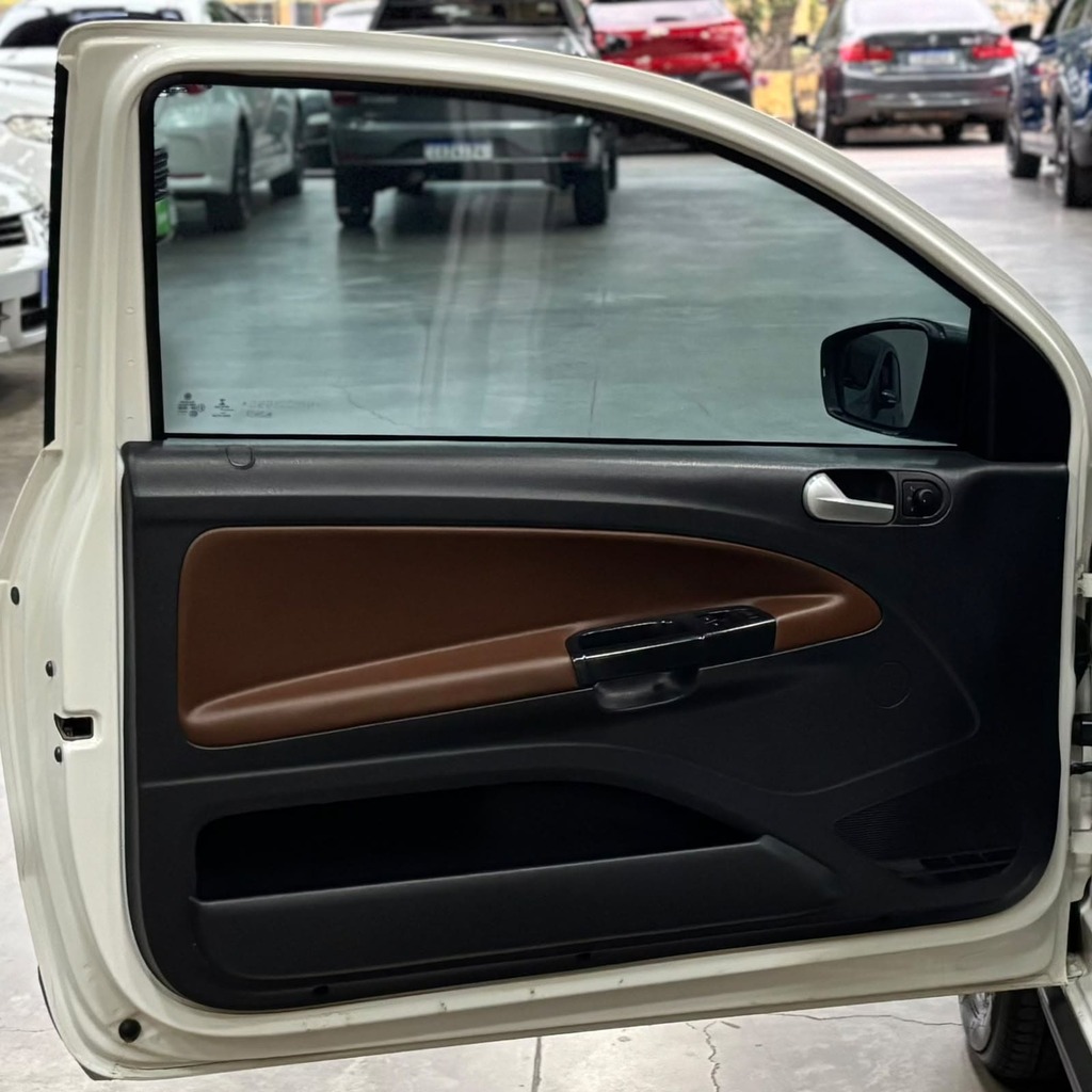 Volkswagen Saveiro Cross CD 1.6 Flex (Impecável – Manual 5M – Bancos em Couro -115 Mil Kms)